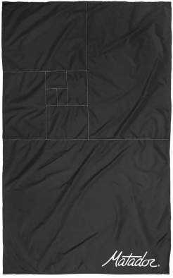 Matador POCKET BLANKET 3.0 с красным чехлом