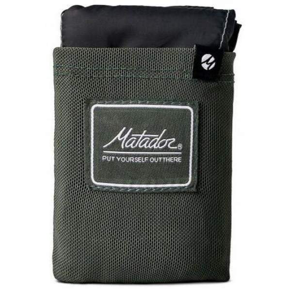 Matador POCKET BLANKET 3.0 с зелёным чехлом